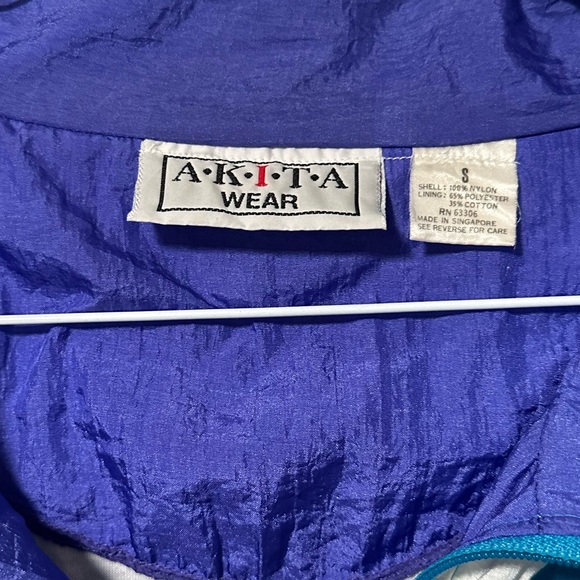 Vintage Akita Wear Windbreaker Jacket Size Small - Picture 3 of 3